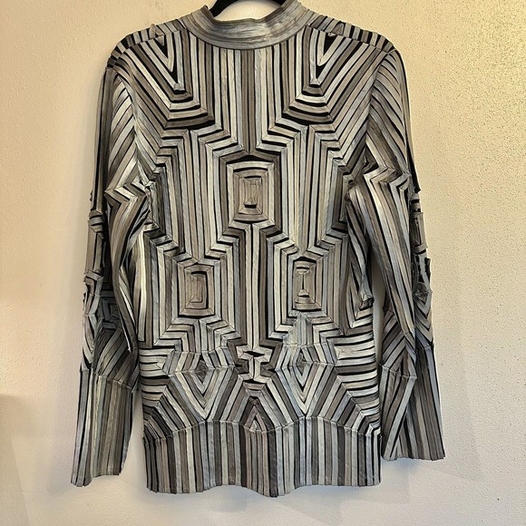 IKA Ribbon‎ And Mesh Button Stretchy Jacket Cardigan Size 12 Gray/Silver - Picture 8 of 11